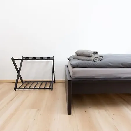 Schicke Mit 3 Schlafzimmern, Vollausgestatteter Kueche & Bad - Bettwaesche, Handtuecher Und Wifi Inklusive Chemnitz