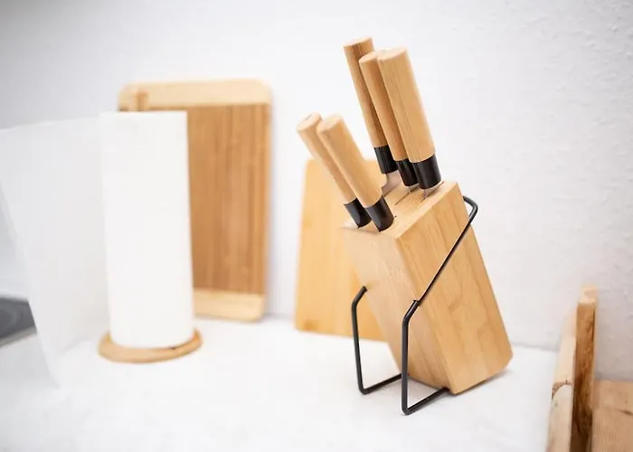 Schicke Mit 3 Schlafzimmern, Vollausgestatteter Küche&bad - Bettwäsche, Handtücher Und Wifi Inklusive