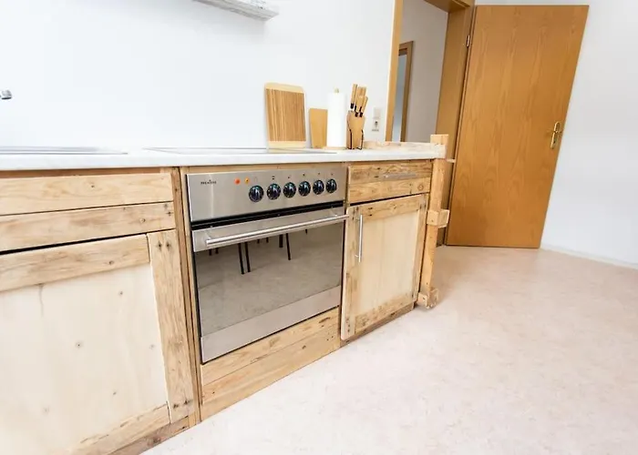 Schicke Mit 3 Schlafzimmern, Vollausgestatteter Küche&bad - Bettwäsche, Handtücher Und Wifi Inklusive Apartment *