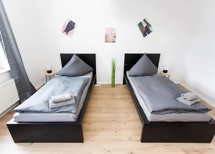 Schicke Mit 3 Schlafzimmern, Vollausgestatteter Küche&bad - Bettwäsche, Handtücher Und Wifi Inklusive *