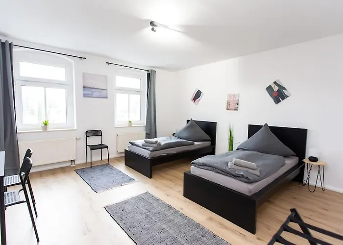 Apartment Schicke Mit 3 Schlafzimmern, Vollausgestatteter Küche&bad - Bettwäsche, Handtücher Und Wifi Inklusive